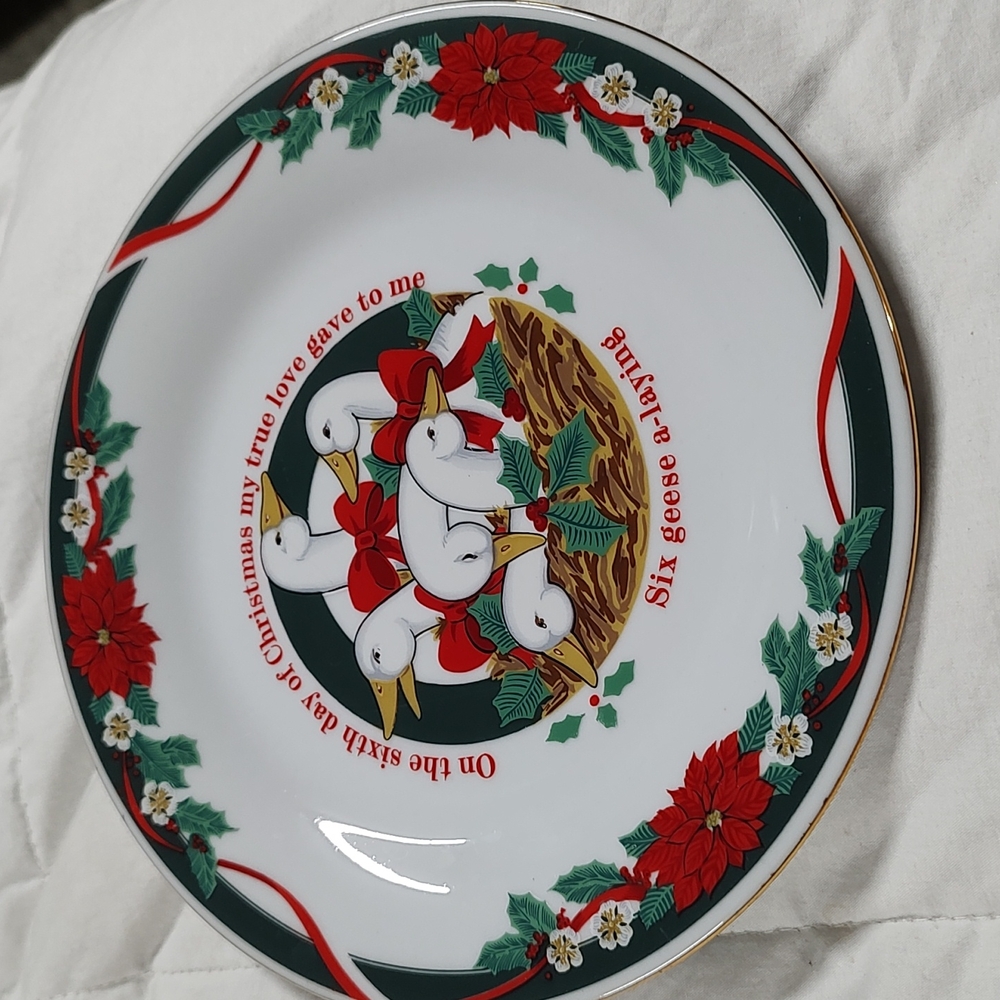 Tienshan china deck the halls set #6